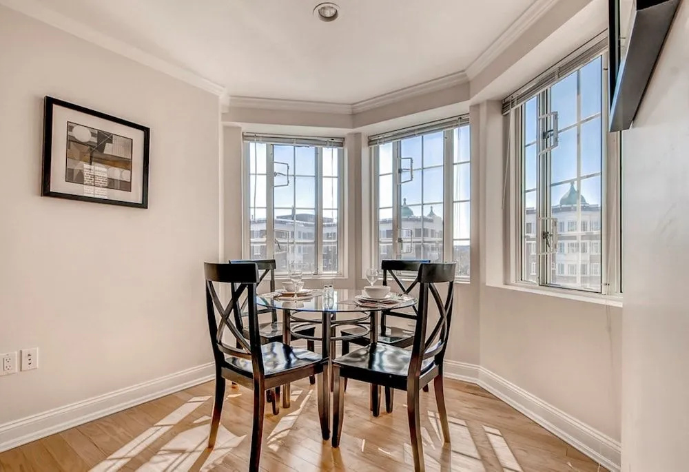 Global Luxury Suites at the Riverway