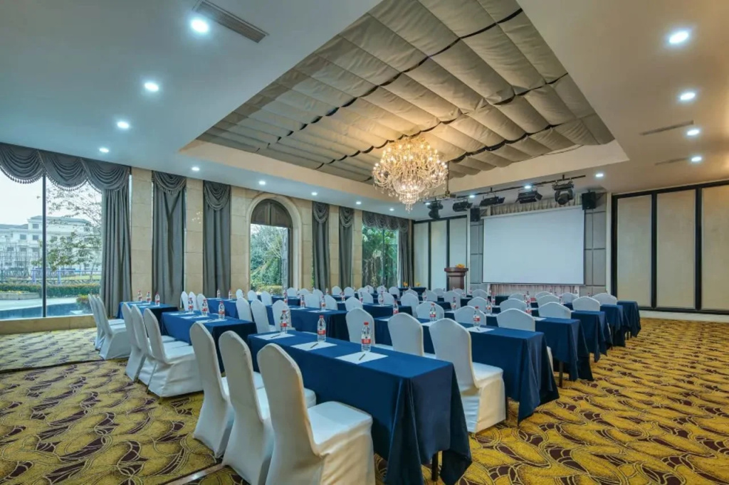 New Century Manju Hotel @SNIEC
