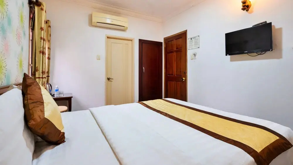 HANZ Front Hong Vy 2 Hotel