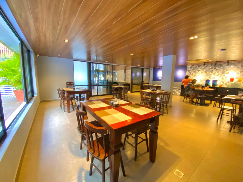 Bessa Beach Hotel