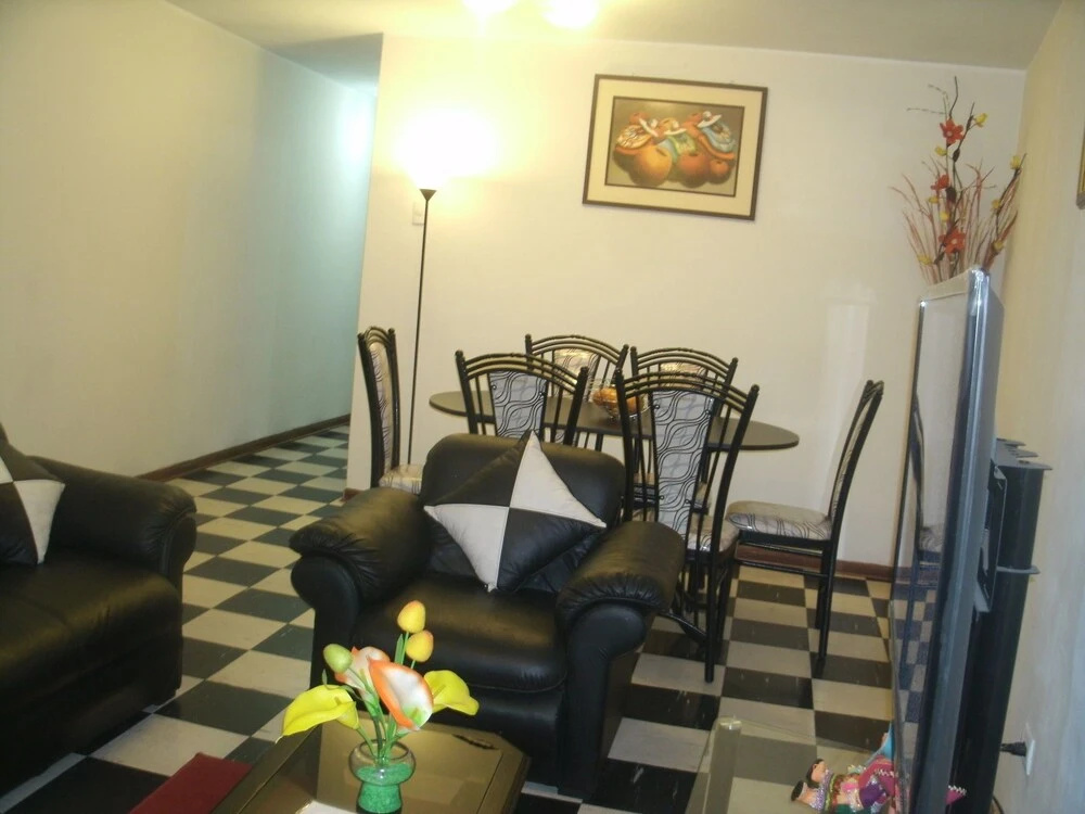 Angelica's House Apartments