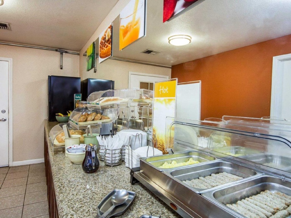 Quality Inn & Suites Lathrop
