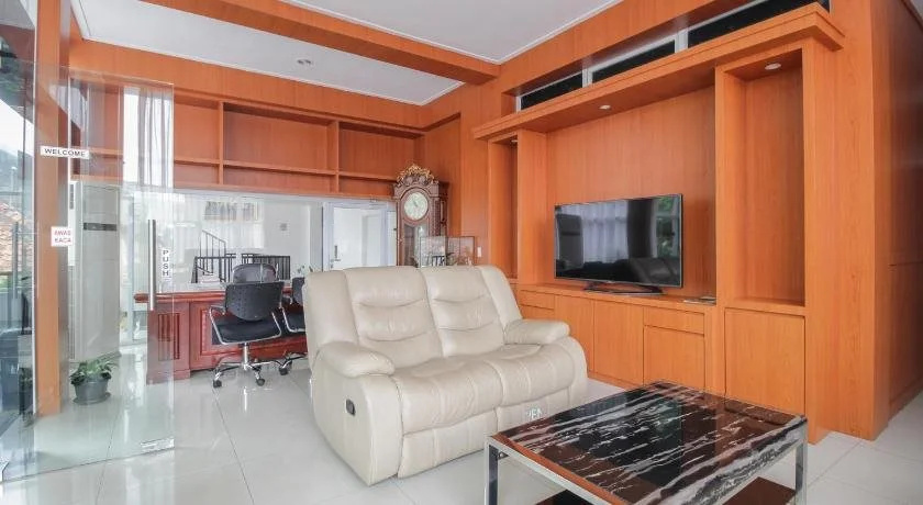 Airy Eco Kemang Ampera Raya Gang Sosial 29A Jakarta