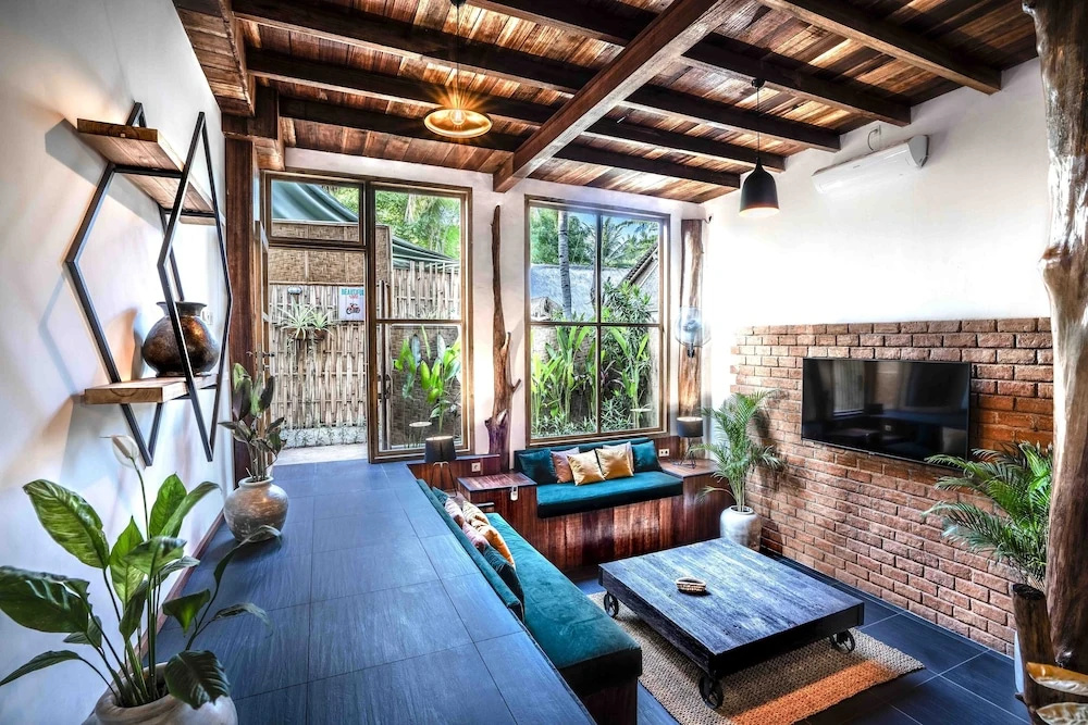 Gili Loft