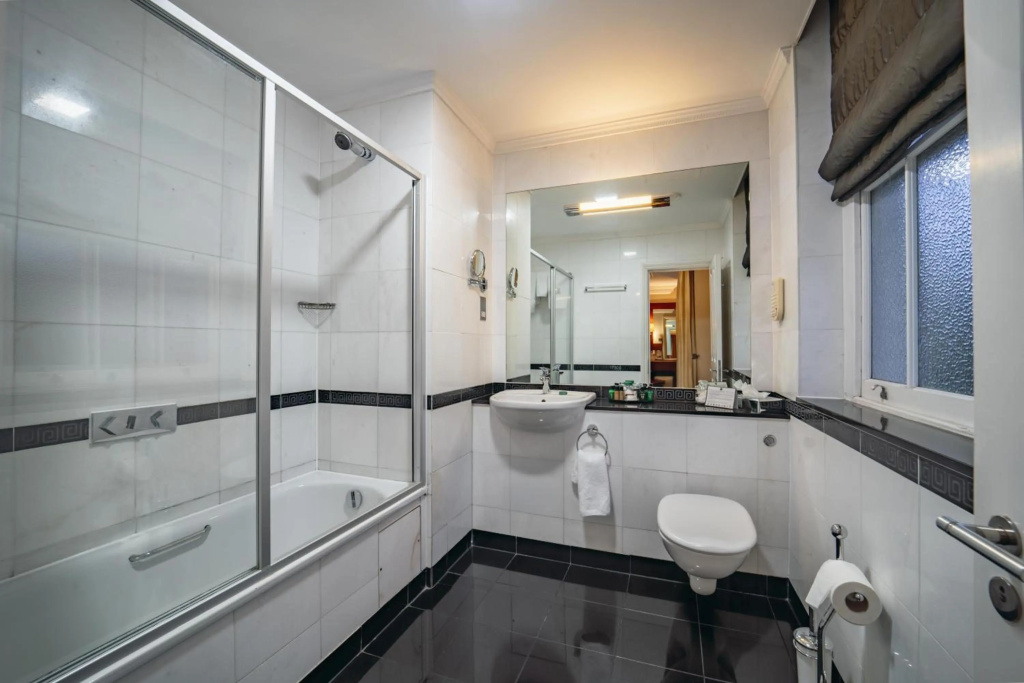 Grange Beauchamp Hotel