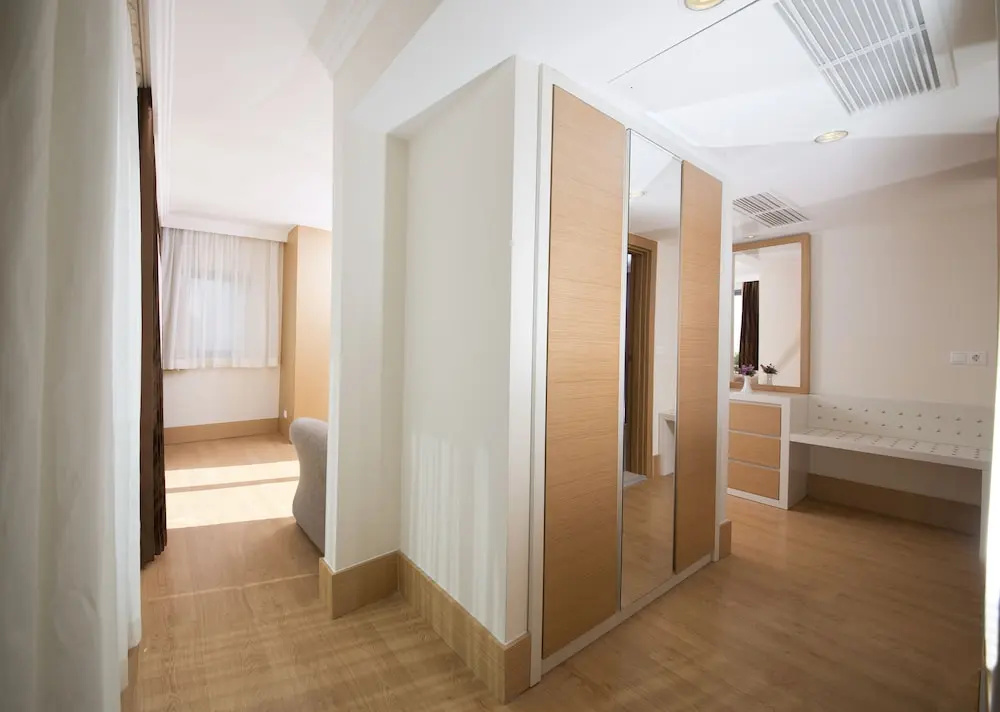 Modern 2BR in Old Montreal by Sonder