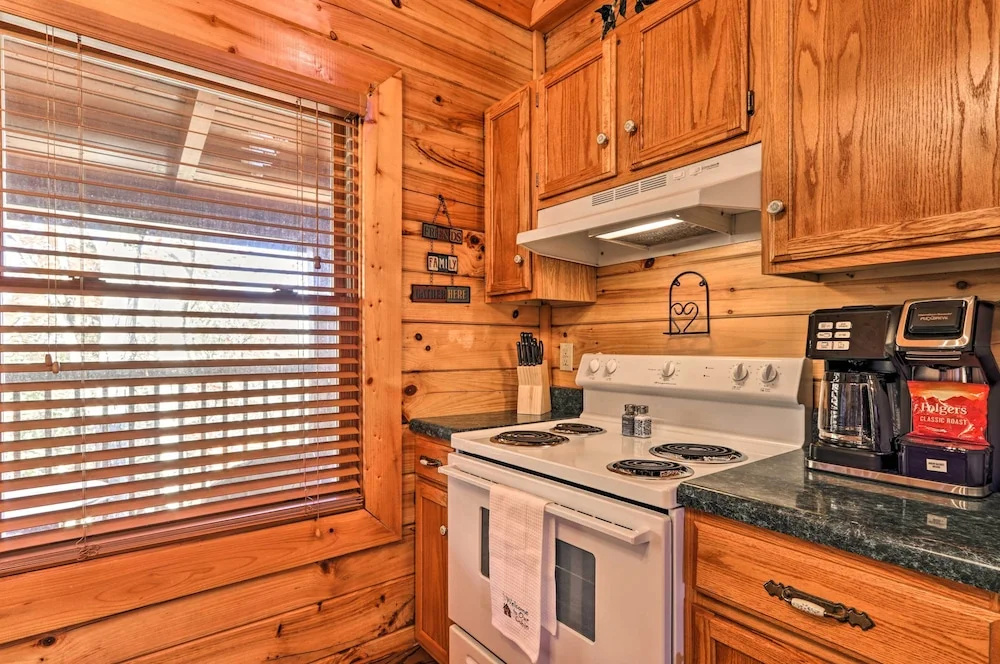 Douglas Lake Cabin w/ Boat Ramp & Water Access!