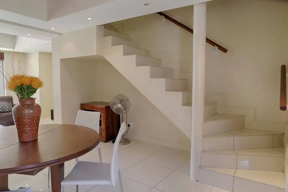4 Bedroom Apartment With Views in Cape Town