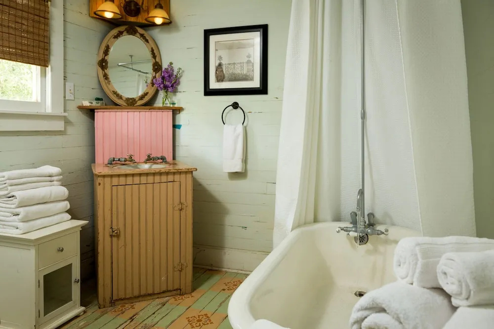 BlissWood Bed and Breakfast Ranch