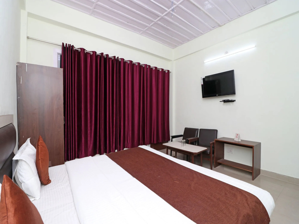 OYO 13908 Hotel India