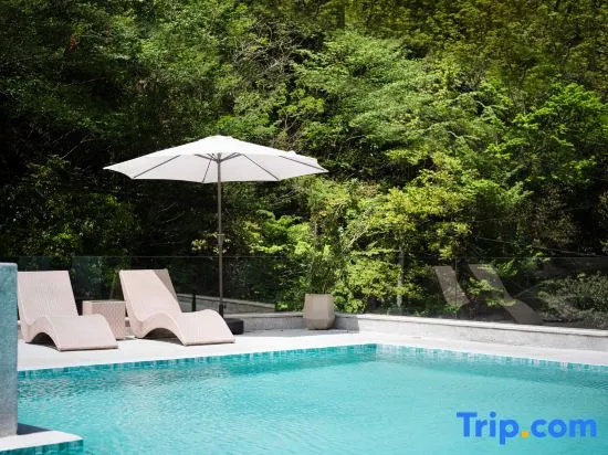 Jishe Light Luxury Family Holiday Homestay