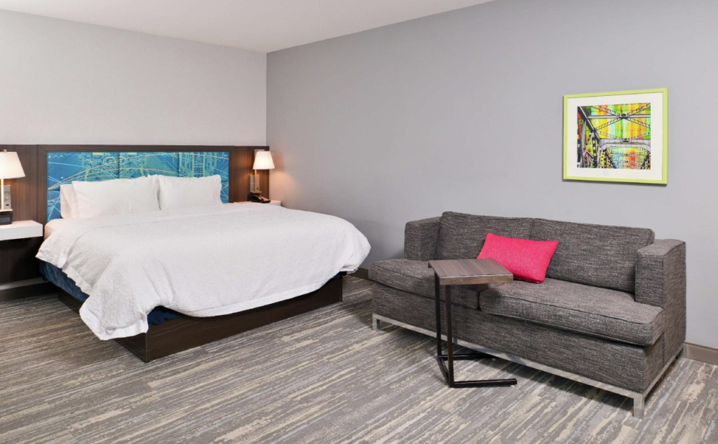 Hampton Inn & Suites Saint Paul Oakdale Woodbury