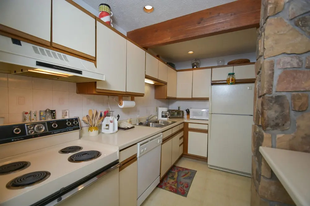 Ski Harbor 4 Bedroom Townhome #16