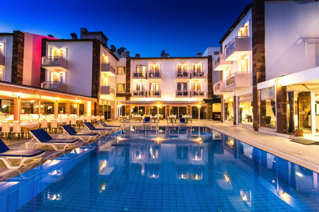 Hanedan Beach Hotel