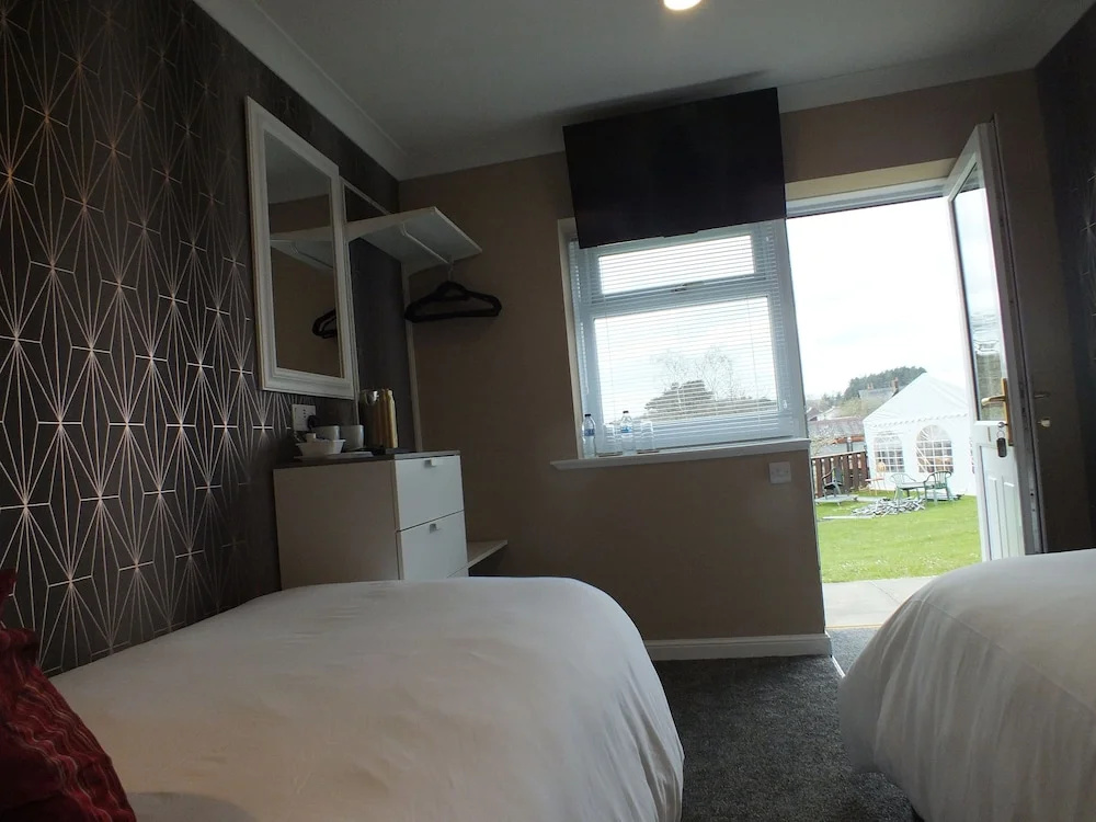 The Crown Hotel