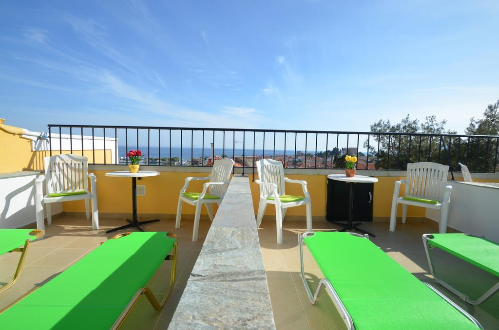 Samaina HOTEL