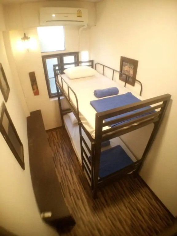 YHA Bangkok Downtown at Station S3 - Hostel