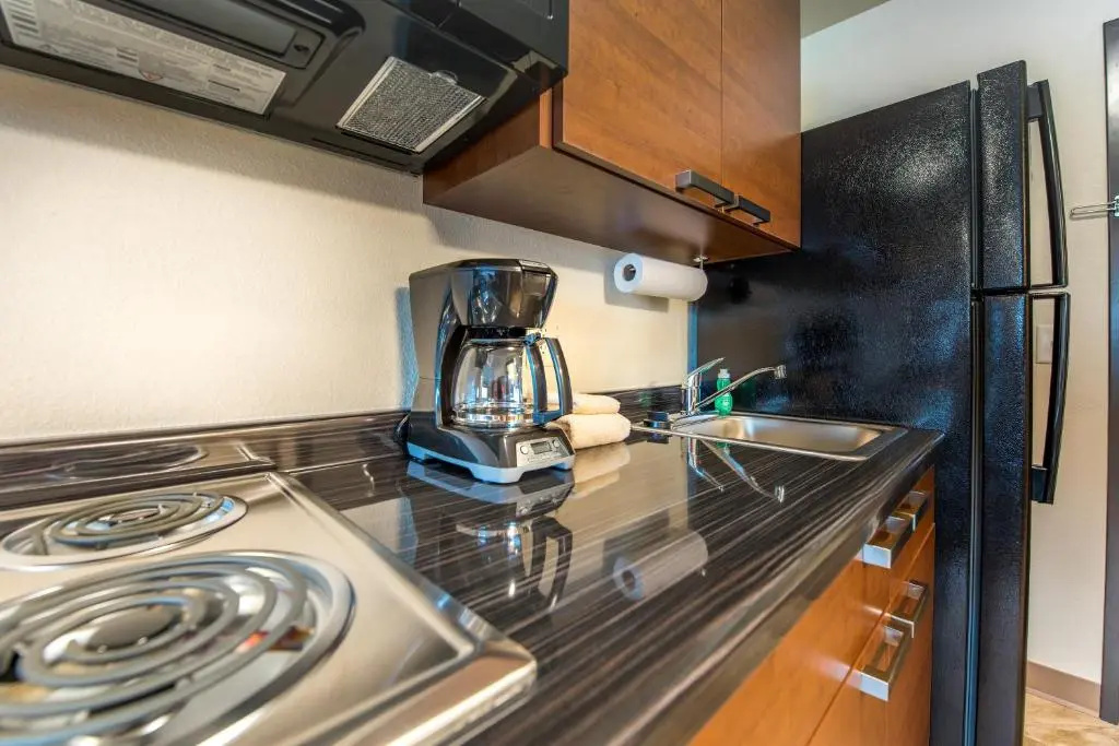 La Quinta Inn & Suites by Wyndham Greenville Woodruff Rd