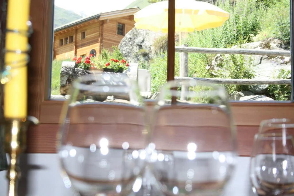 Chalet Hinter Dem Rot Stei
