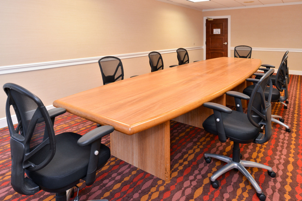 Holiday Inn New London by IHG
