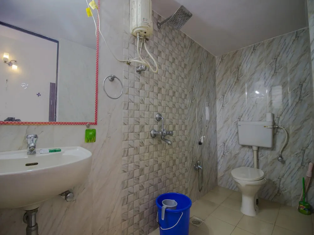 OYO 13057 Home 2BHK Happy Enclave