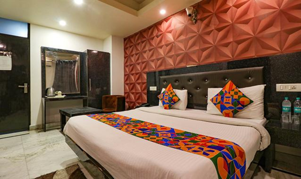 FabHotel A One Noida Sector 11