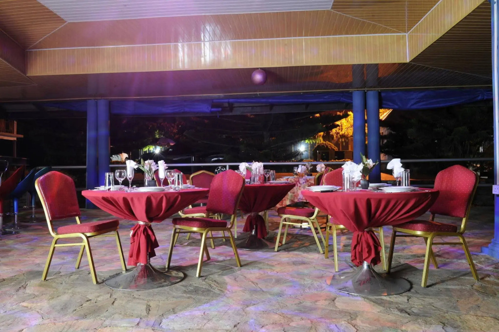 Mount Pleasant Inns & Apartment