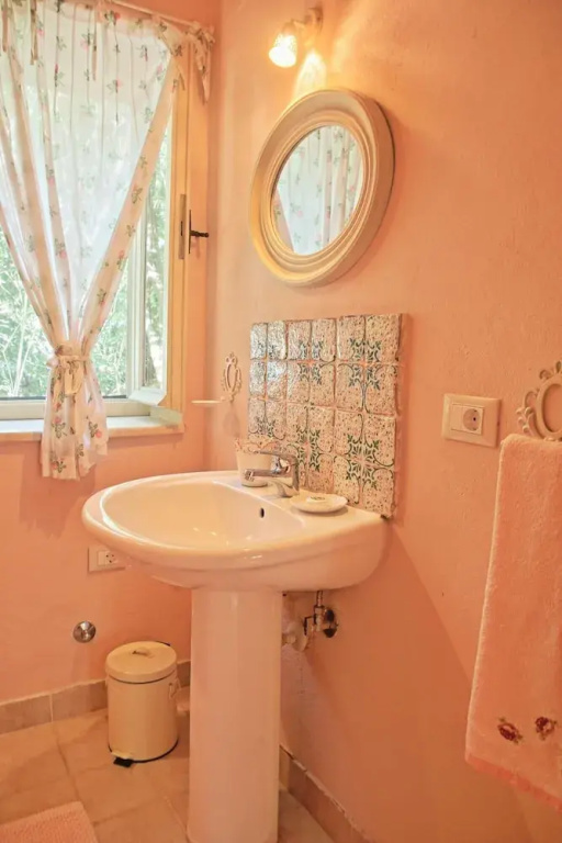 Prasini Luxury Cottage
