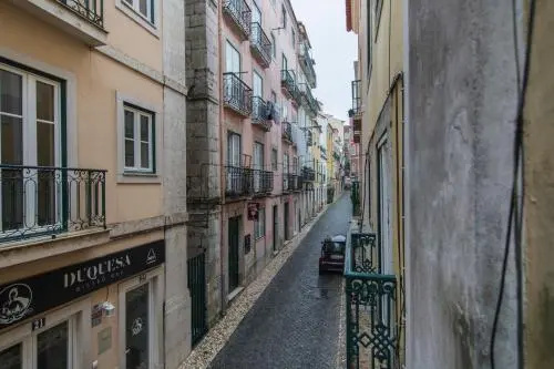 Lovelystay - Vintage Flat Near Santa Justa Elevator!