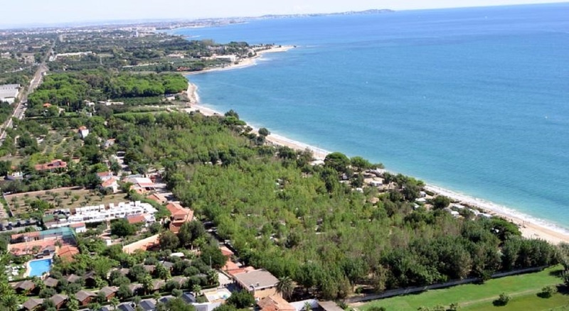 Camping Els Prats Village