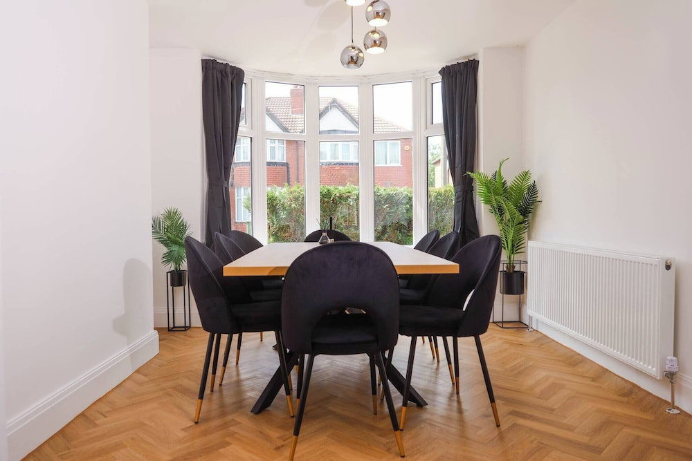The Langdale - Where Comfort Meets Convenience