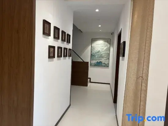 Lakeside Qiyun Homestay(Tangshan Banquet Store)