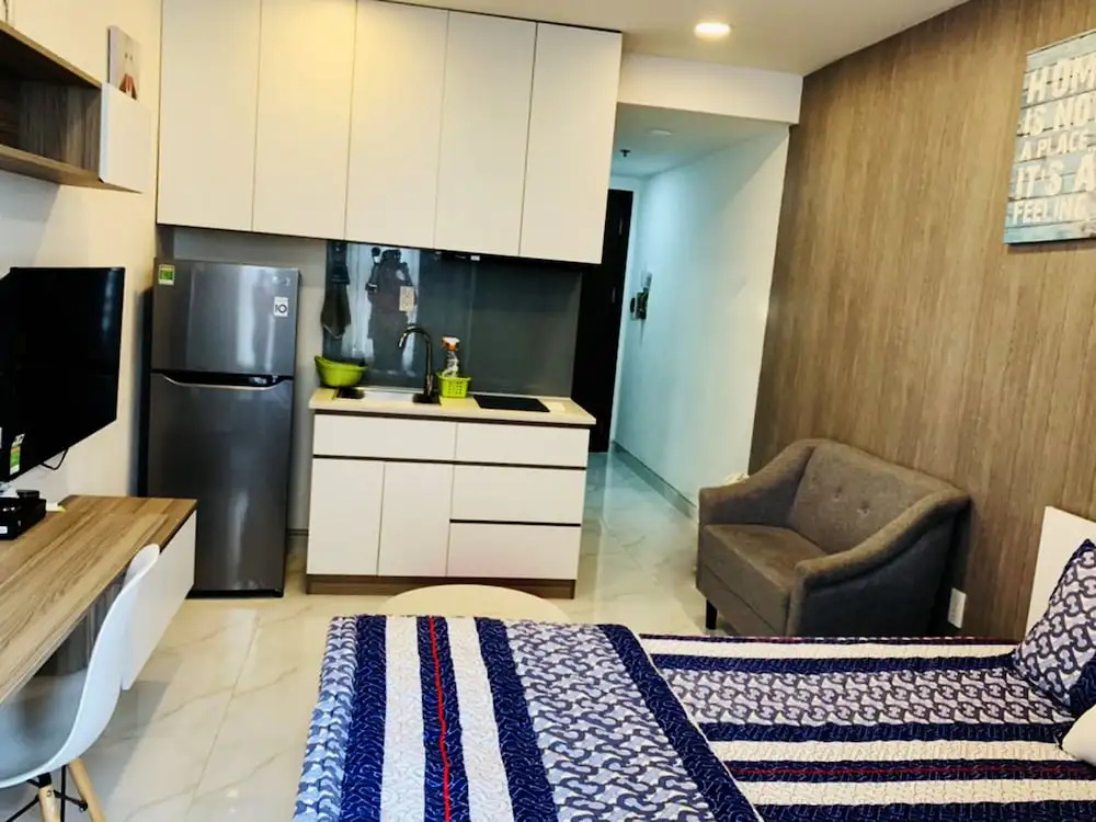 Gold Bee Apartment - the Tresor Building