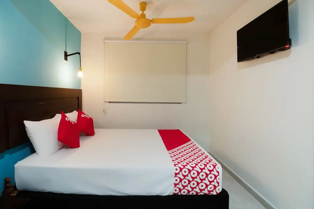 OYO Hotel Aura Del Sol