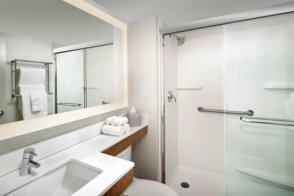 Holiday Inn Express & Suites College Park - University Area by IHG