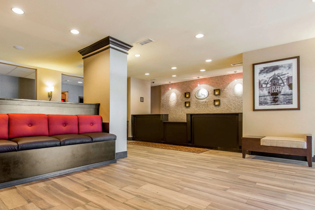 Comfort Suites Fairview Heights Saint Louis