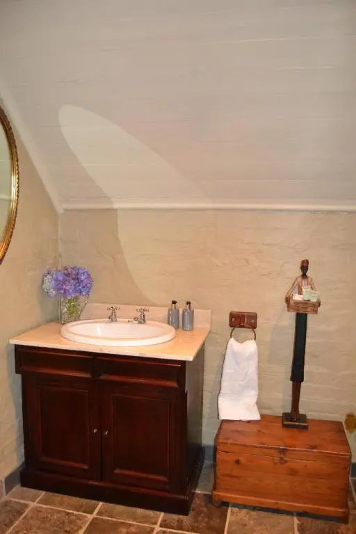 Inverknoll Guesthouse