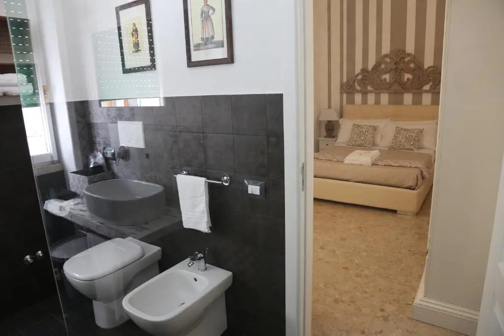 Dimi House