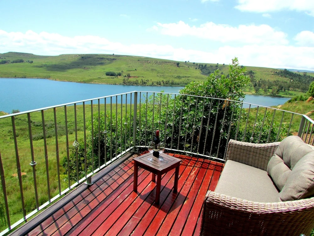 Wild Horses Lodge