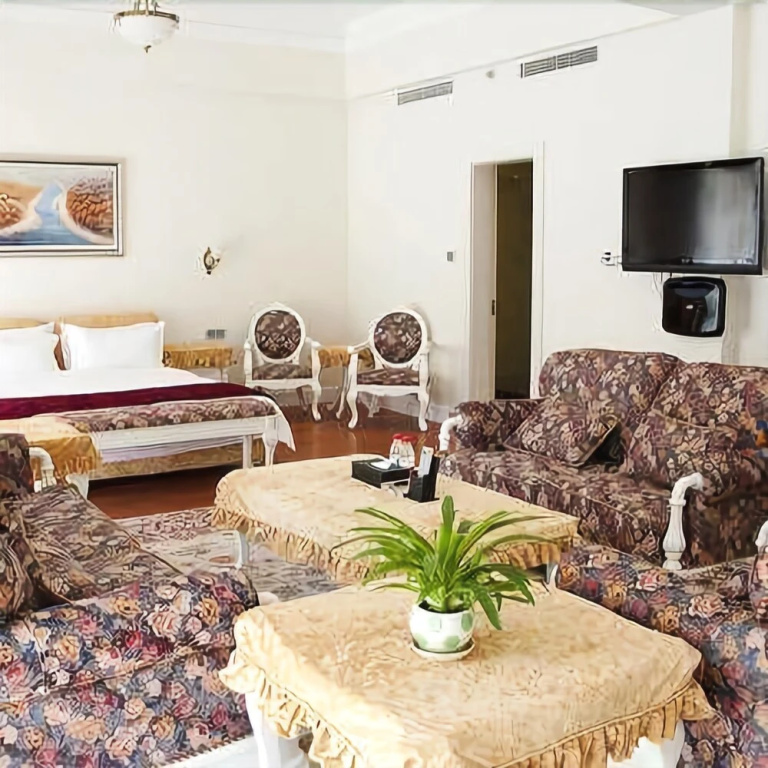 New Sun International Hotel