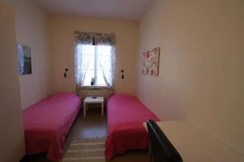 Brukshotellet Roma B&B