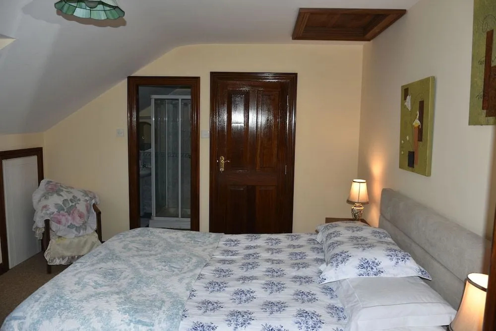 White Hill Country House B&B