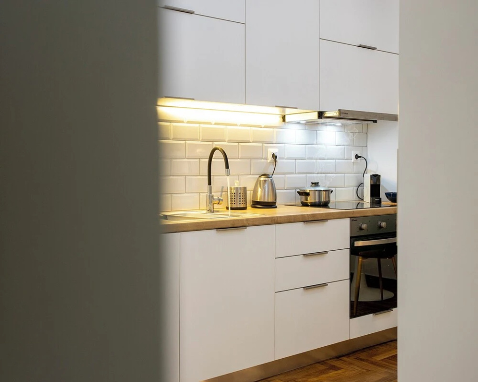 Trendy 2 bedroom Apartment 5min to metro