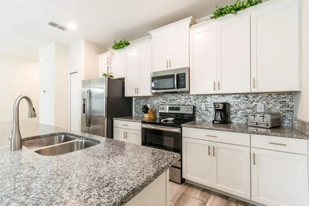 Amazing Story Lake Town Home Sleeps 8 With Pool 4 Bedroom Townhouse by Redawning