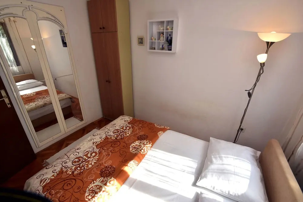 Apartment Elena
