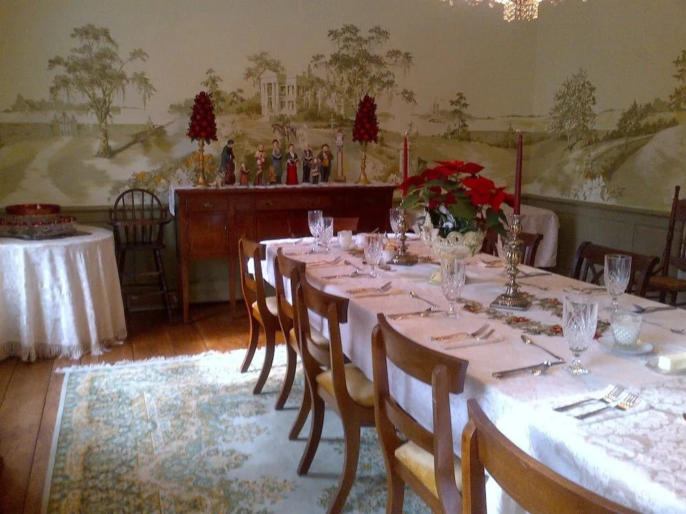 Virginia Cliffe Inn