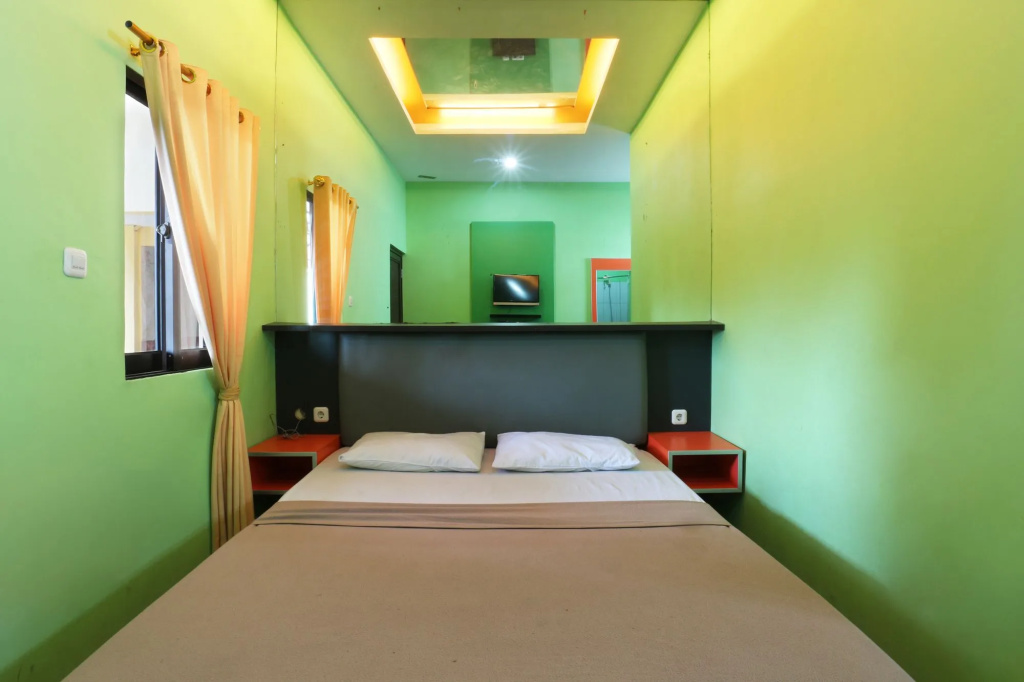 Jambrut Inn