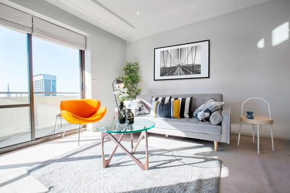 Russell St. Hotel Apartment