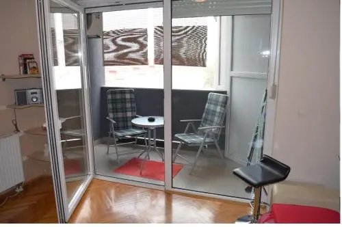 Apartment Viktor,parking