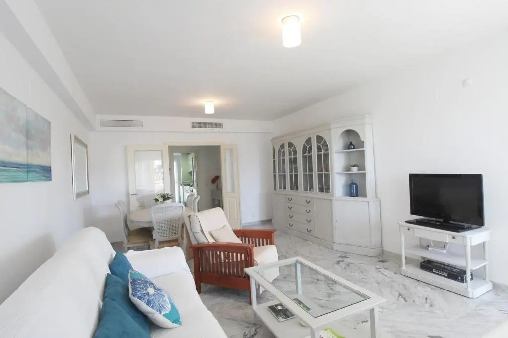 Lovely Bahia Marbella apartment